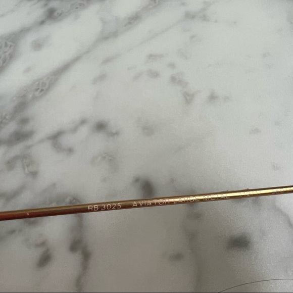 Ray Ban Large Aviator Flash Blue Mirror 3025 - Picture 10 of 10